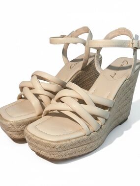 Circus by Sam Edelman Irene Wedge Sandal in the color Vanilla Bean